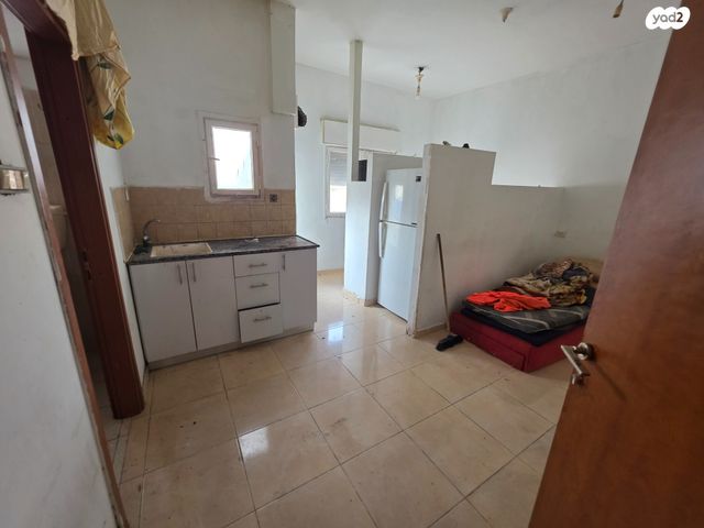 דירה, החלוץ, שוק תלפיות, חיפה