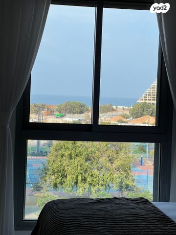 דירה, יוחנן הסנדלר 8, בת ים