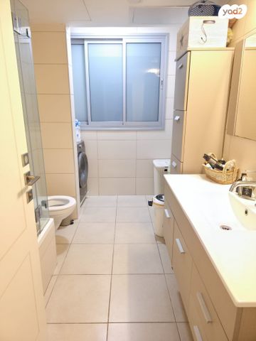 דירה, יעקב פיכמן 25, ח-501, חולון