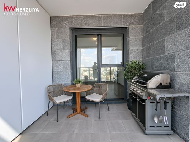 דירה, הר מירון 4, נווה ישראל, הרצליה