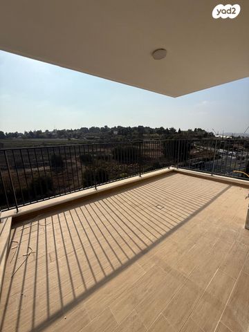 דירה, יצחק ארנסט נבנצל, מורדות ארנונה, ירושלים