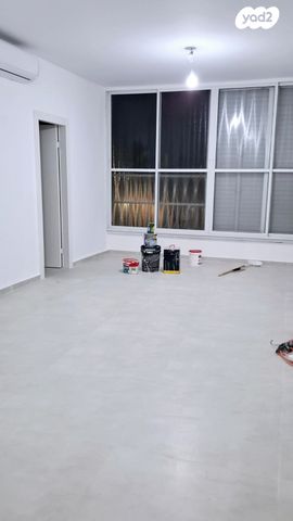 דירה, רמב"ם 25, מרכז העיר, חדרה