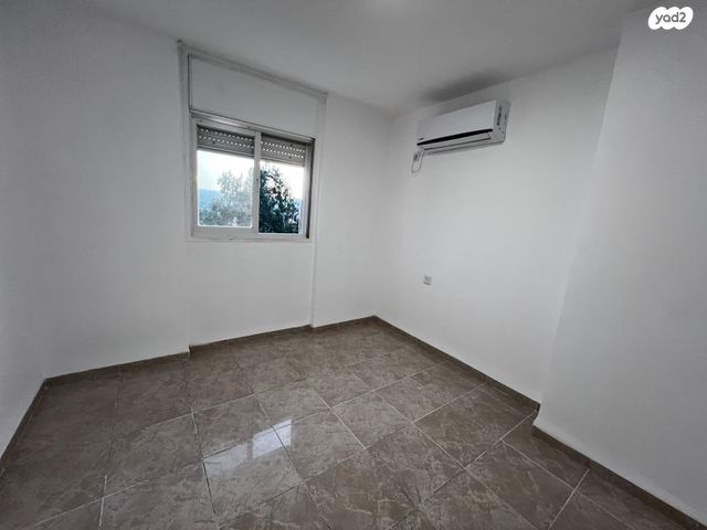 גג/ פנטהאוז, שדרות רוברט סולד 26, קרית ים  א', קרית ים