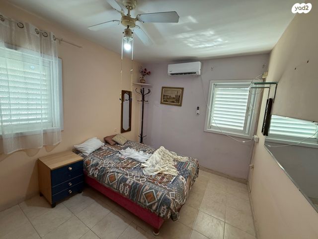 דירה, דרך ההגנה, נווה ברבור, כפר שלם מערב, תל אביב יפו