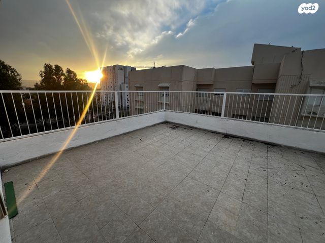 שדרות רוברט סולד 26