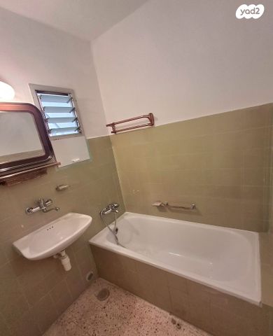 דירה, הרי יהודה 52, גבעת סביון, גני תקווה