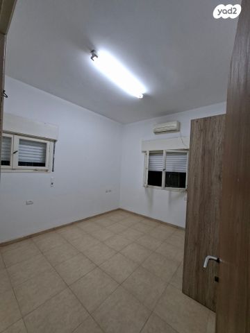 דירה, שאול 39, נווה שאנן, חיפה