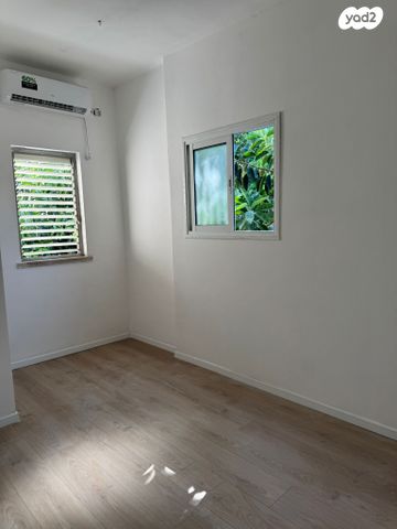 דירה, י"א באדר, נאות רחל, חולון