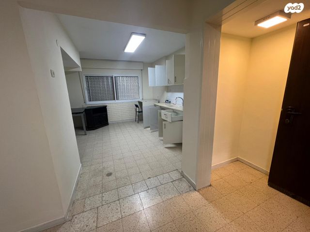 דירה, חנה סנש, מוצקין הותיקה, קרית מוצקין