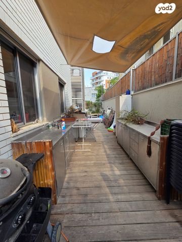 דירת גן, הל"ה, גבעתיים