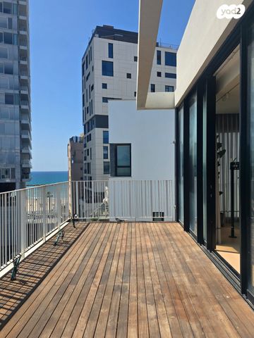 גג/ פנטהאוז, נס ציונה 3, לב תל אביב, לב העיר צפון, תל אביב יפו