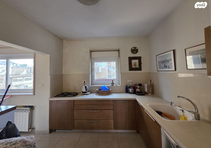 דירה, זאב ז'בוטינסקי, טלביה, קוממיות, ירושלים