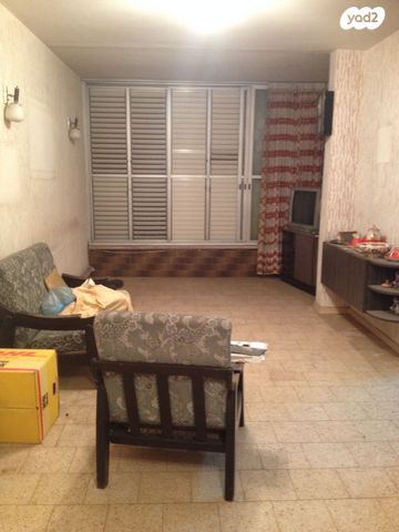 שדרות חיים וייצמן 8