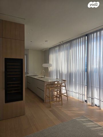 גג/ פנטהאוז, נס ציונה 3, לב תל אביב, לב העיר צפון, תל אביב יפו