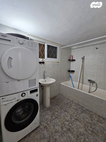 דירה, קרית אתא