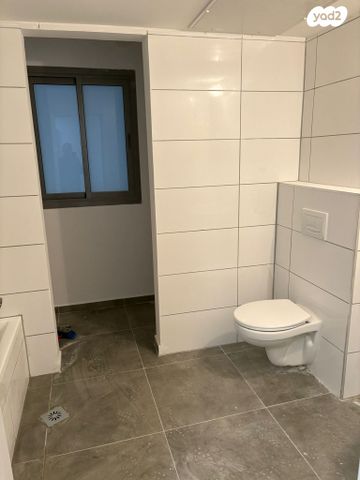 דירה, הנוטרים, חולון