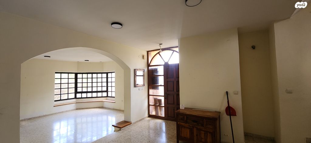 בית פרטי/ קוטג', אורנית