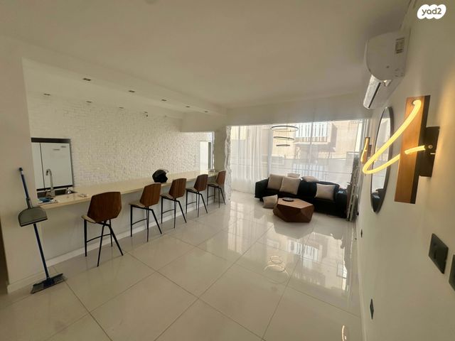 דירה, ברודצקי אשר, מרכז העיר דרום, נתניה