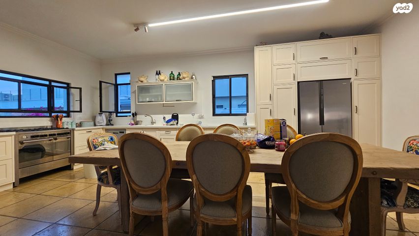 בית פרטי/ קוטג', שמחה הולצברג 1, גולן, רמת השרון