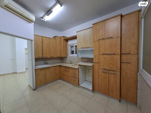 דירה, שאול 39, נווה שאנן, חיפה