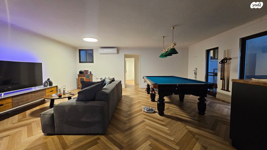 בית פרטי/ קוטג', שמחה הולצברג 1, גולן, רמת השרון