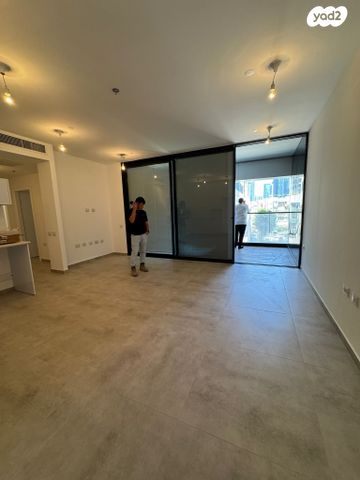 תוצרת הארץ 7