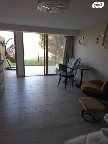 יחידת דיור, בית אריה / עופרים