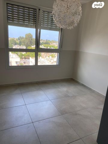 דירה, אח"י דקר, נווה שרת, תל אביב יפו