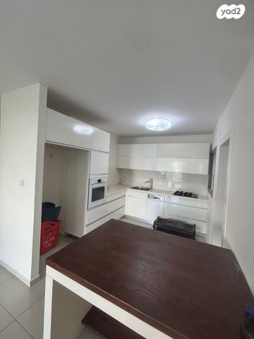 דירה, הגוש הגדול, רמת אביב החדשה, נופי ים, תל אביב יפו