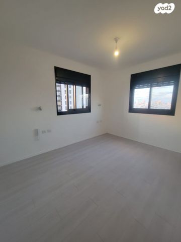 דירה, אמנון ליפקין שחק 6, נוף הטיילת, נתניה