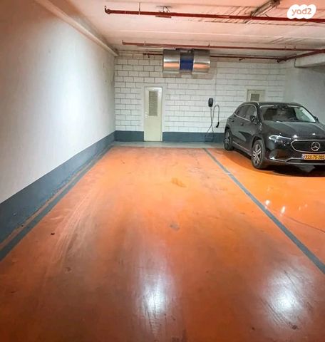 דירה, אבא אבן, קרית הלאום, ירושלים