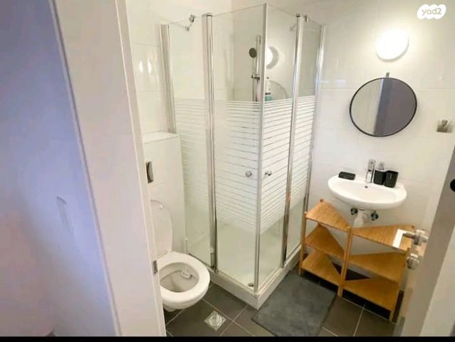 דירה, אבא אבן, קרית הלאום, ירושלים