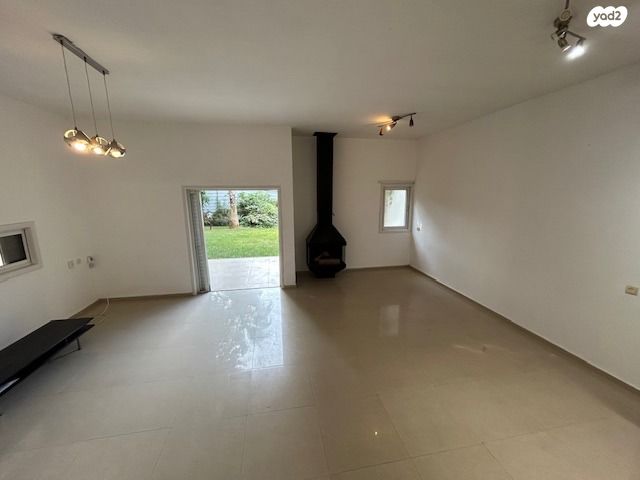 בית פרטי/ קוטג', הלני המלכה, הרצליה פיתוח, הרצליה