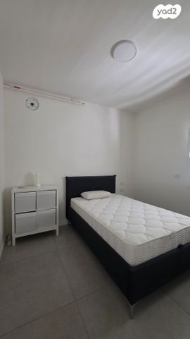 דירה, אהוד מנור, עיר ימים, נתניה