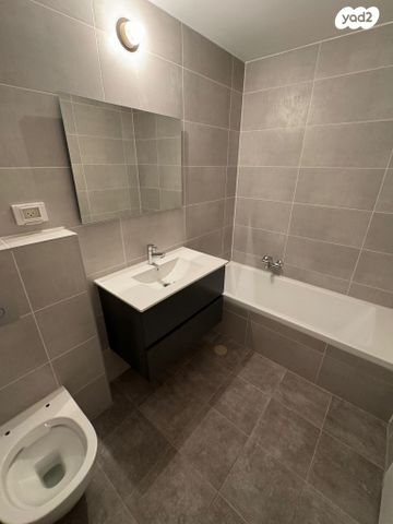 דירה, תוצרת הארץ 7, נחלת יצחק, תל אביב יפו