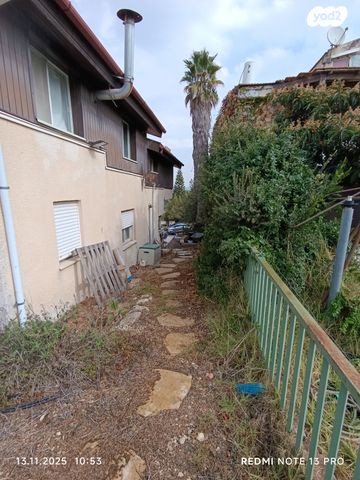 יחידת דיור, אלה, שאר העיר, כפר ורדים