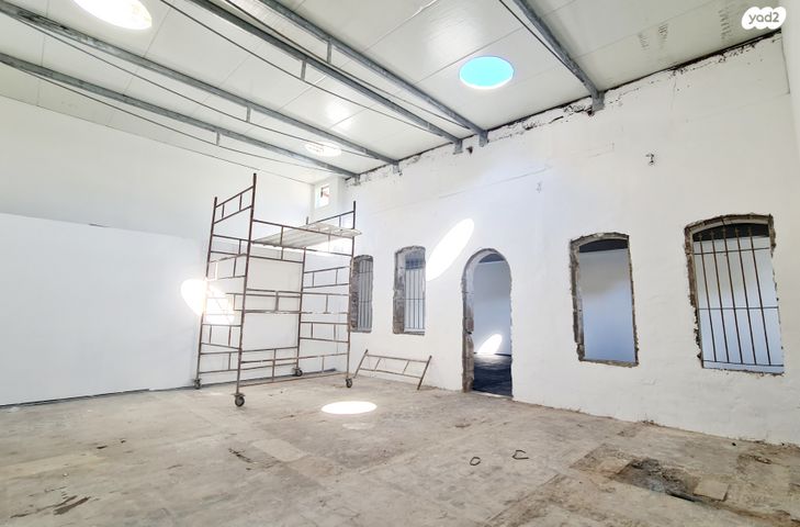 חנויות/ שטח מסחרי, אל מרין, שער פלמר, תחנת רכבת השמונה, חיפה