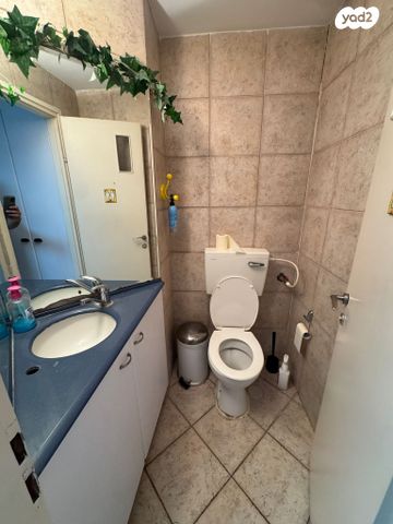 משרדים, יצחק שדה 34, תל אביב יפו