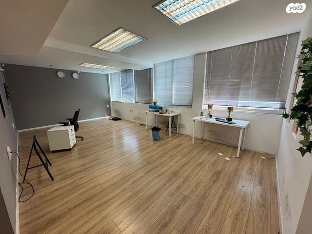 משרדים, יצחק שדה 34, תל אביב יפו