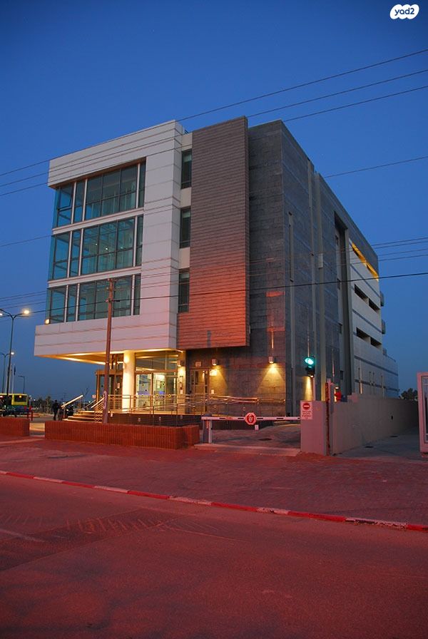 משרדים, יד חרוצים, אזור תעשיה ספיר, נתניה