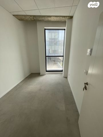 משרדים, חיפה