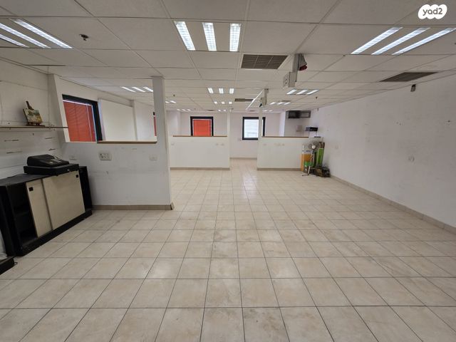 משרדים, שדרות שז"ר 31, שכונה ג', באר שבע