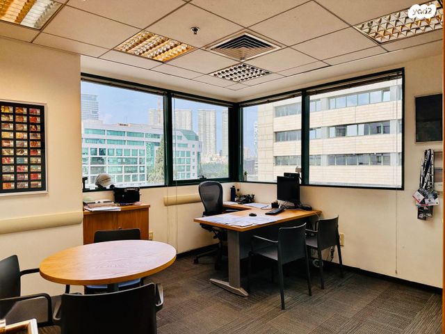 משרדים, יגאל אלון, יד אליהו, תל אביב יפו