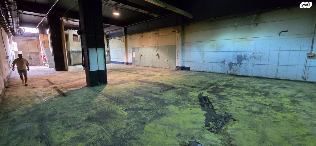 מבני תעשיה, אזור תעשיה עטרות, ירושלים