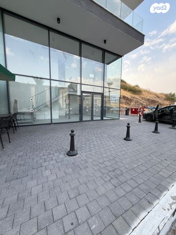 חנויות/ שטח מסחרי, גדוד ברק, העיר העתיקה, טבריה