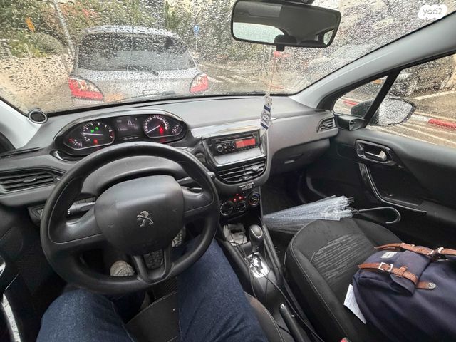 מודעת רכב פיג'ו 208