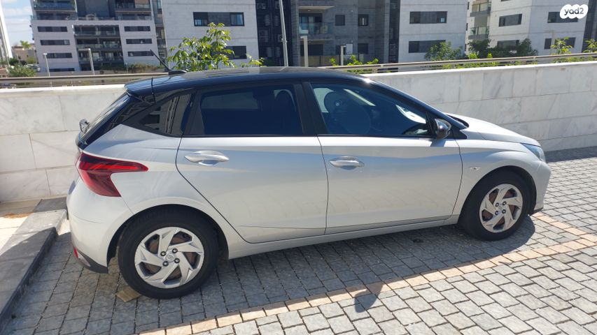 מודעת רכב יונדאי i20