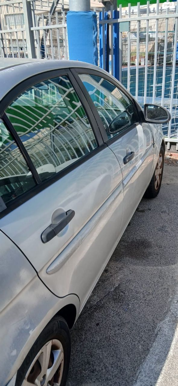 יונדאי אקסנט i25