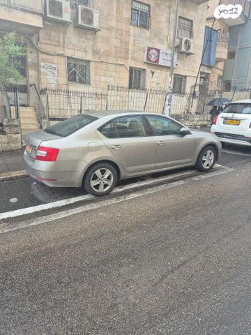 סקודה אוקטביה 