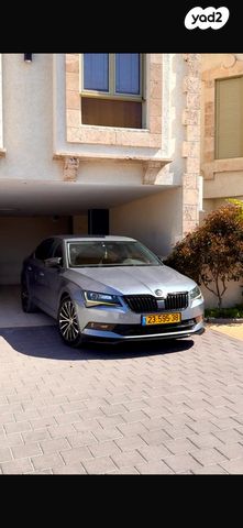 מודעת רכב סקודה סופרב